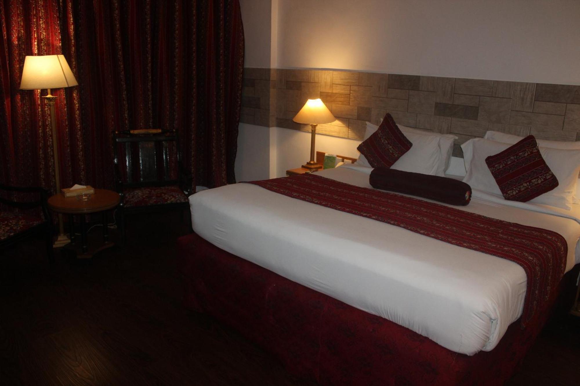 Mehran Hotel Karachi Buitenkant foto